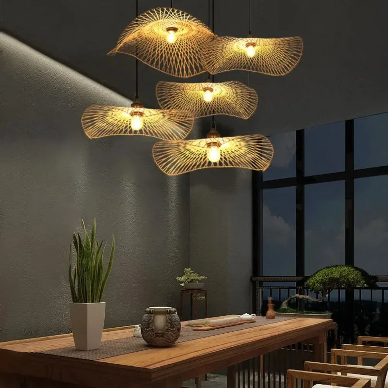 Lustre Pendente Artesanal de Bambu e Rattan Boho